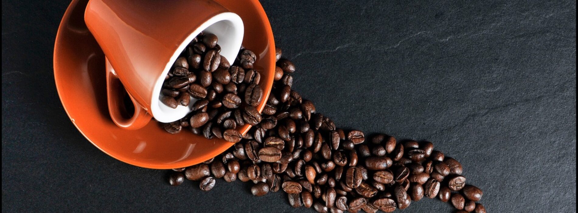 U połowy ludzi nadmierne spożycie kawy może prowadzić do problemów z nerkami. Winny jest wariant genu odpowiedzialnego za metabolizm kofeiny